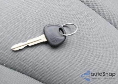 2010 Hyundai Santa Fe Gls z USA, uszkodzony, nr VIN 5NMSG3AB9AH380320